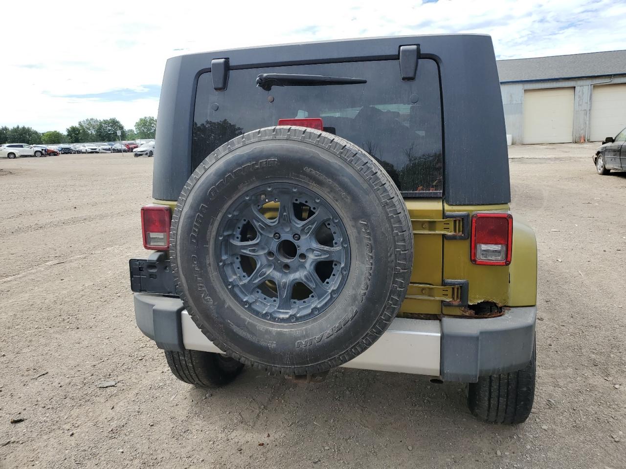 1J4GA59158L562811 2008 Jeep Wrangler Unlimited Sahara 1J4GA59158L562811 2008 Jeep Wrangler Unlimited Sahara