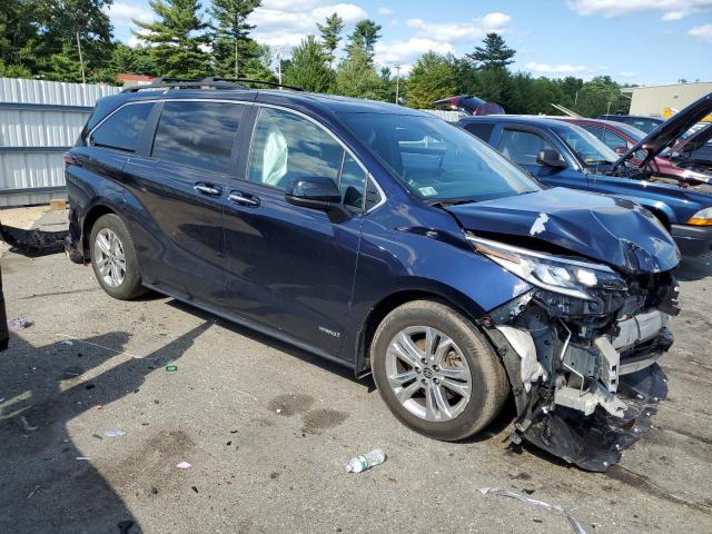 2021 TOYOTA SIENNA XSE - 5TDDSKFC8MS014398