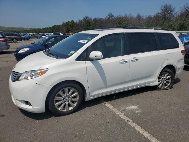 TOYOTA SIENNA XLE