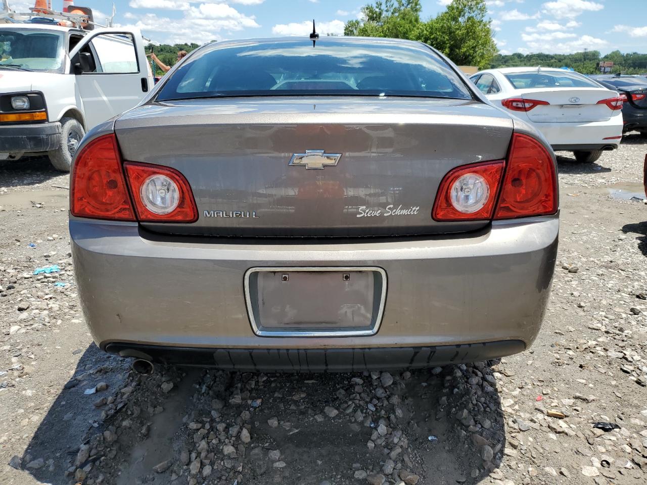 1G1ZC5EB4AF117142 2010 Chevrolet Malibu 1Lt