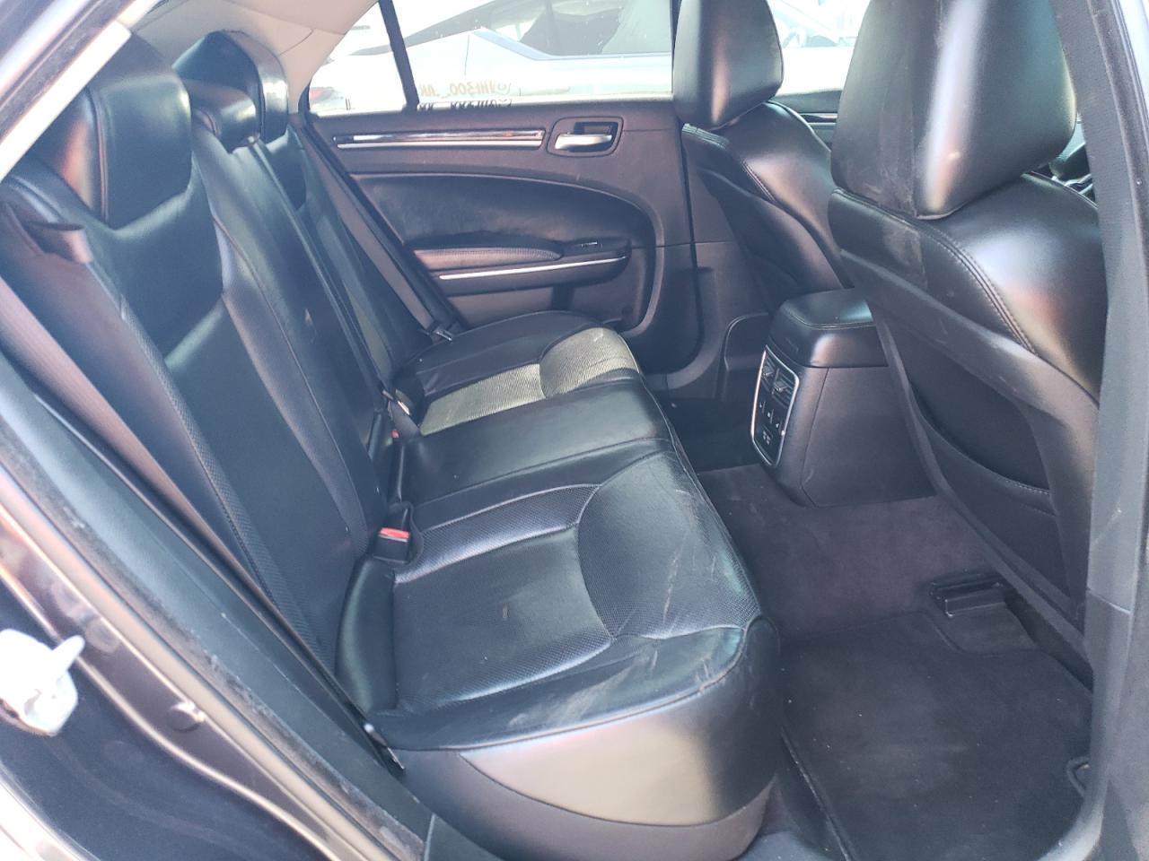 2C3CCAEG5HH645609 2017 Chrysler 300C