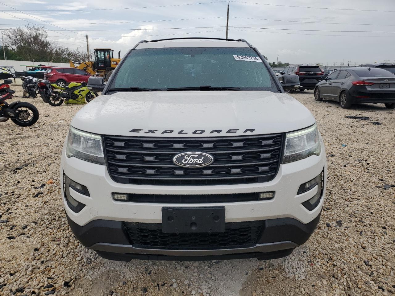 2017 Ford Explorer Xlt vin: 1FM5K8D84HGB58192