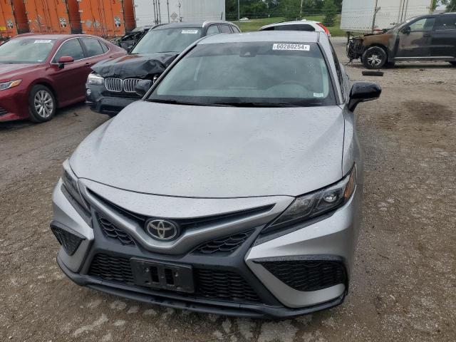 VIN 4T1T11BK1MU040614 2021 Toyota Camry, SE no.5