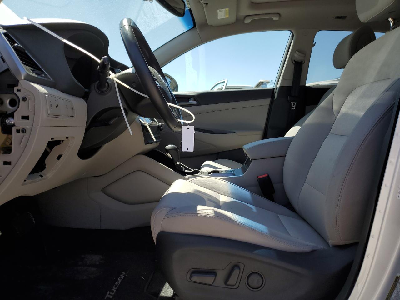 KM8J3CA22HU571082 2017 Hyundai Tucson Limited