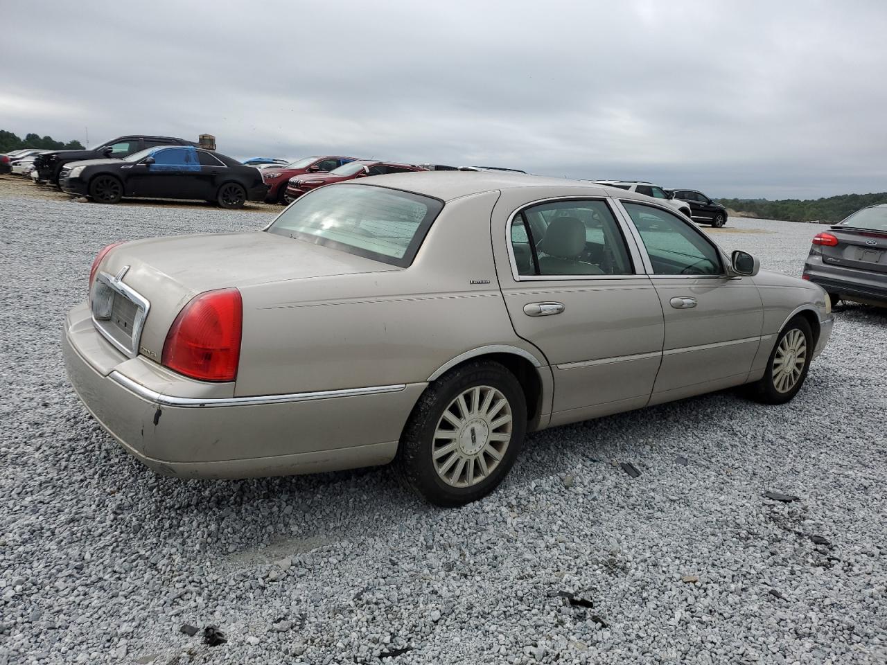 1LNHM81W33Y655103 2003 Lincoln Town Car Executive