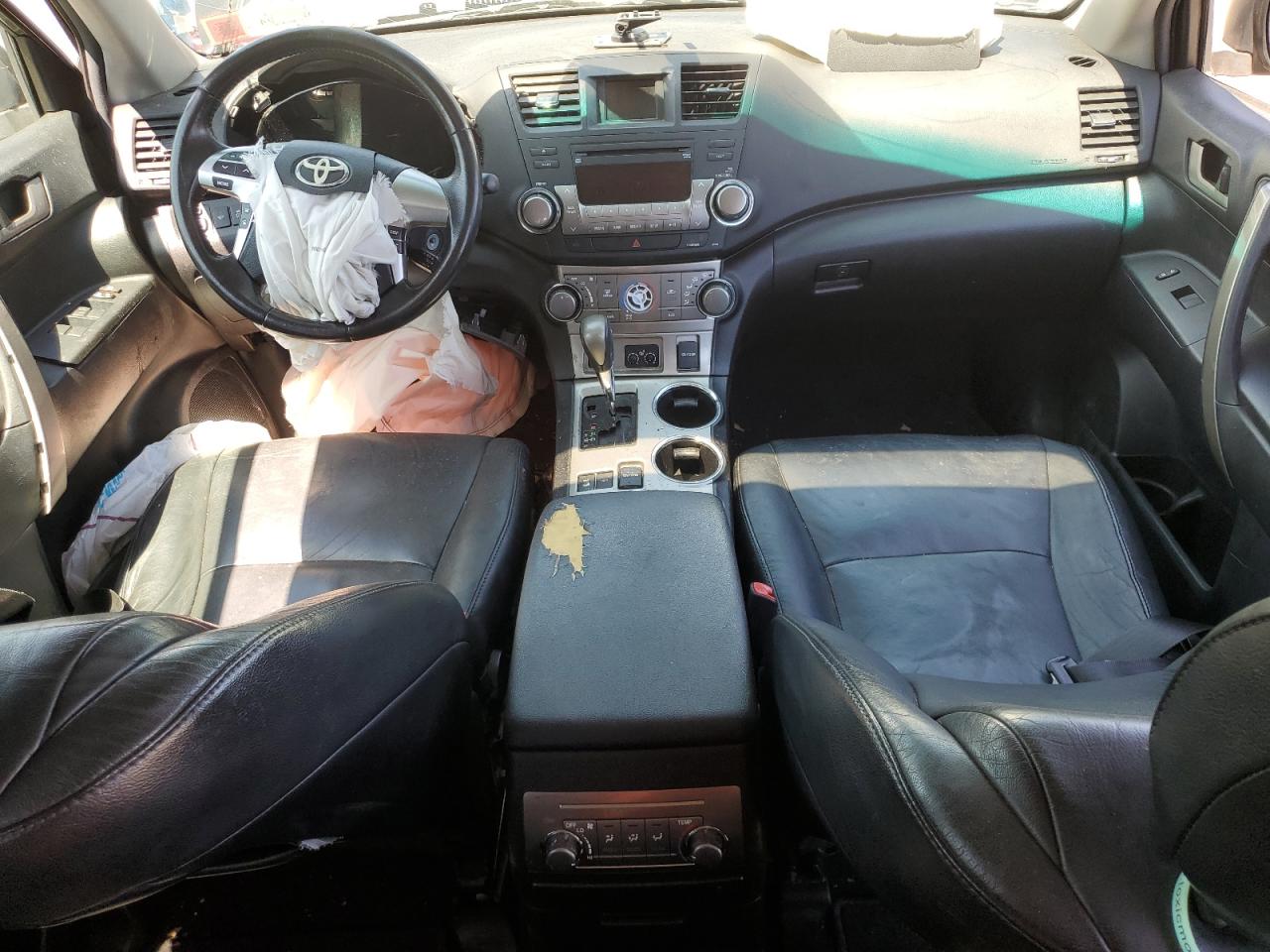 5TDBK3EH6BS072629 2011 Toyota Highlander Base