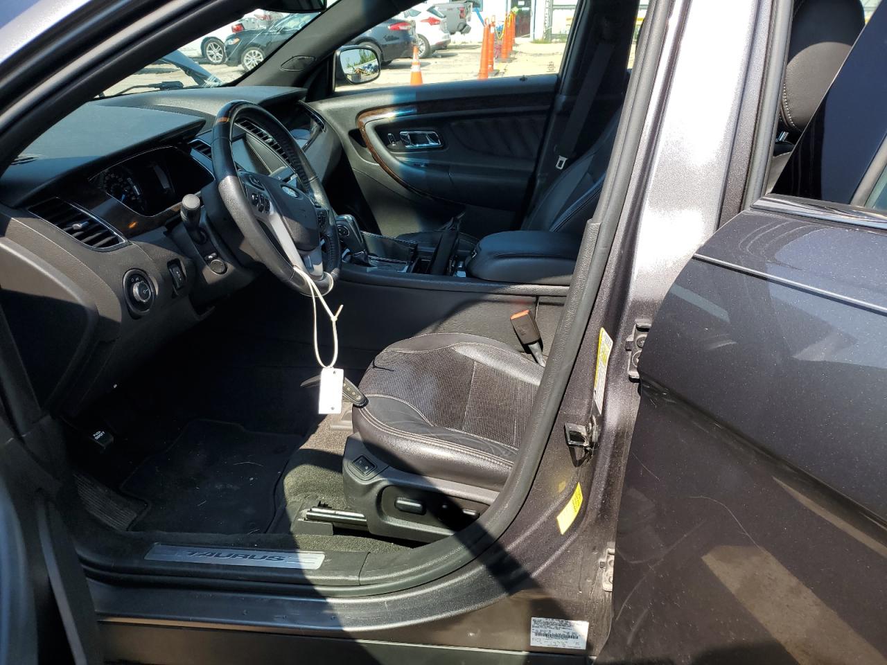 1FAHP2F86DG190333 2013 Ford Taurus Limited