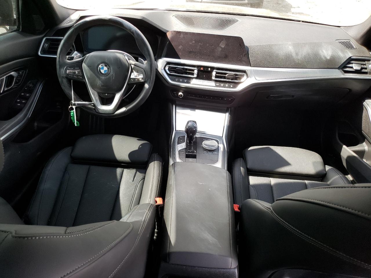 3MW5R7J03N8C65332 2022 BMW 330Xi