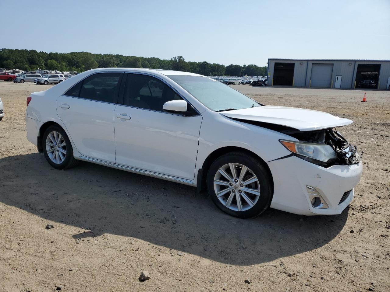 4T1BK1FK2EU551267 2014 Toyota Camry Se