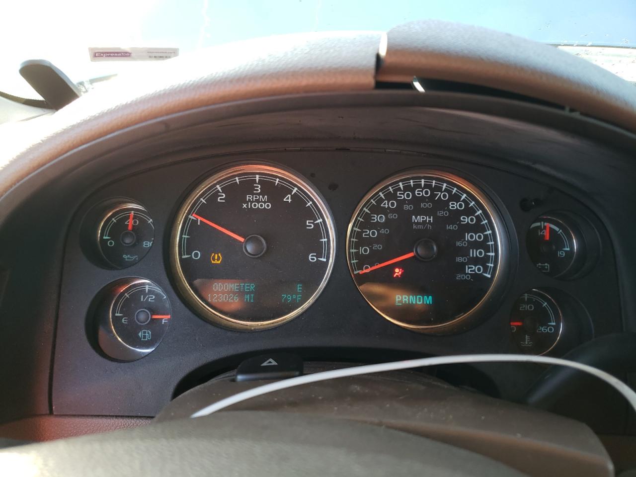 1GNSCAE00BR235583 2011 Chevrolet Tahoe C1500 Ls