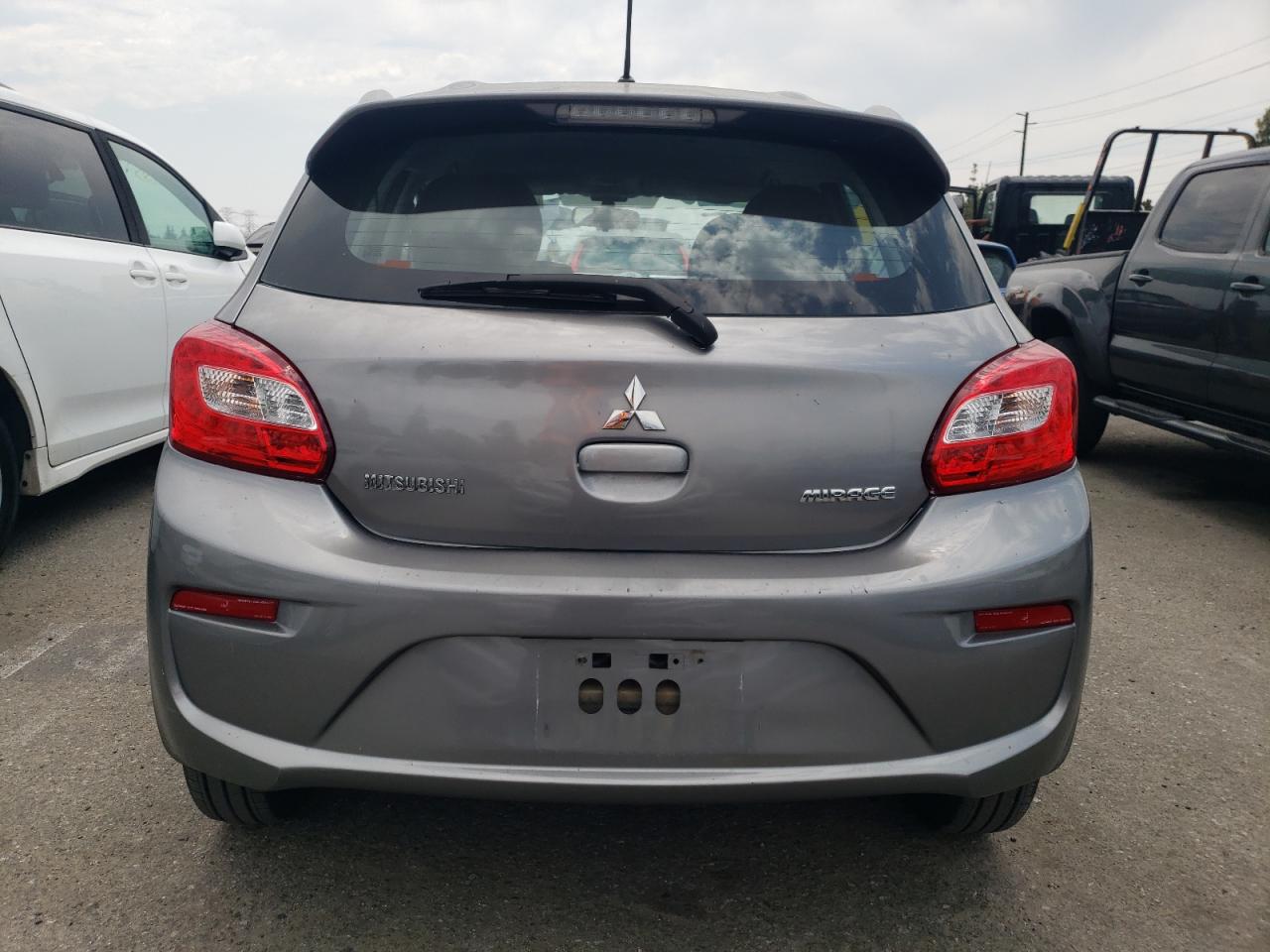 ML32A3HJ0HH008670 2017 Mitsubishi Mirage Es