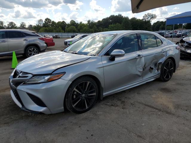 VIN 4T1B61HK2JU122822 2018 Toyota Camry, Xse no.1