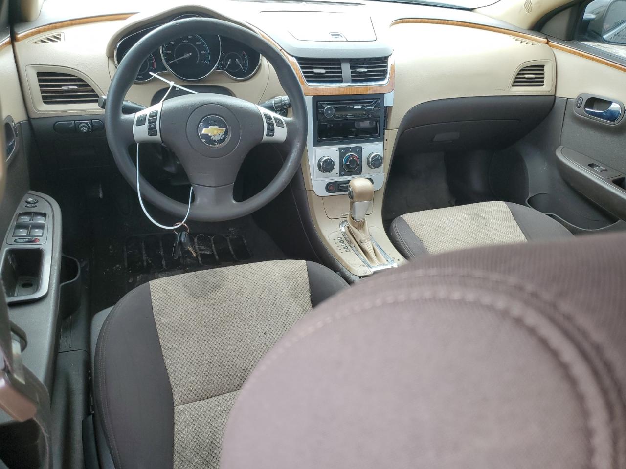 1G1ZC5E19BF104198 2011 Chevrolet Malibu 1Lt