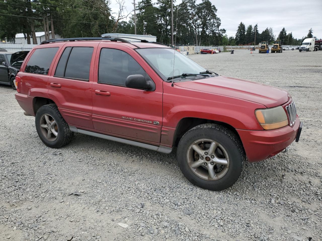 1J8GW68J02C152318 2002 Jeep Grand Cherokee Overland