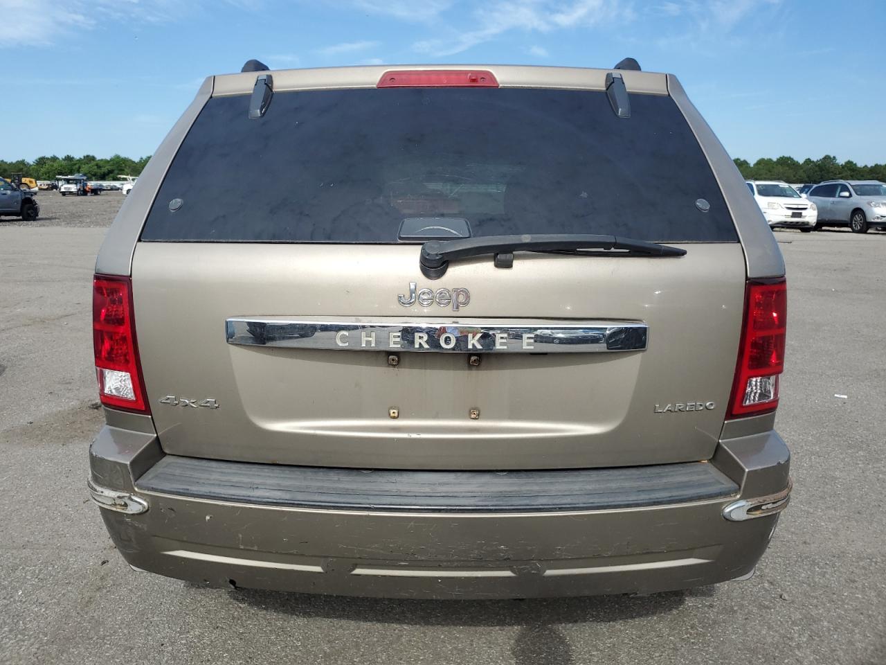 1J4GR48K35C663824 2005 Jeep Grand Cherokee Laredo