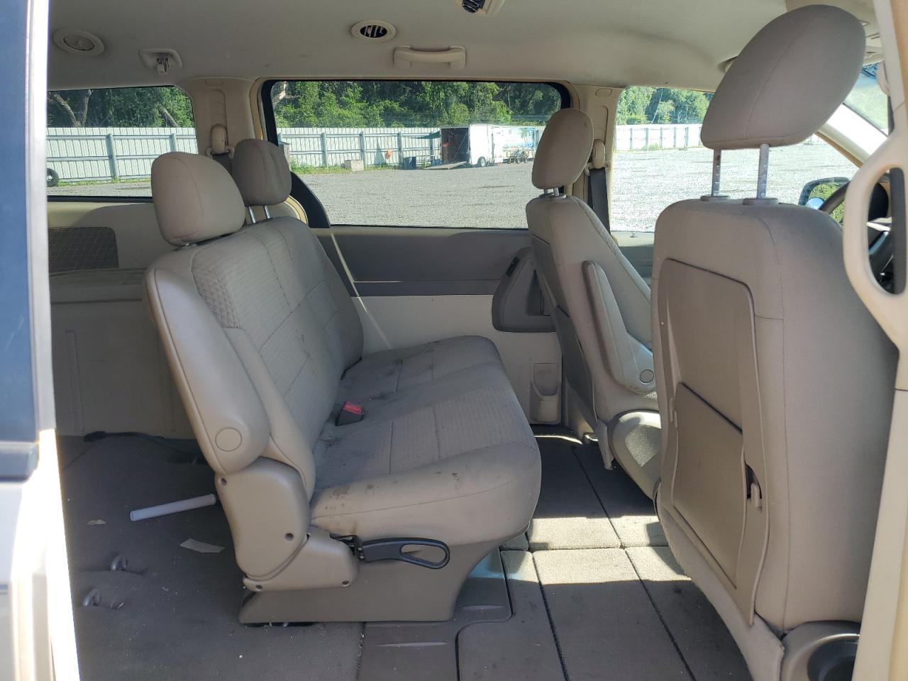 2A8HR44H78R725038 2008 Chrysler Town & Country Lx