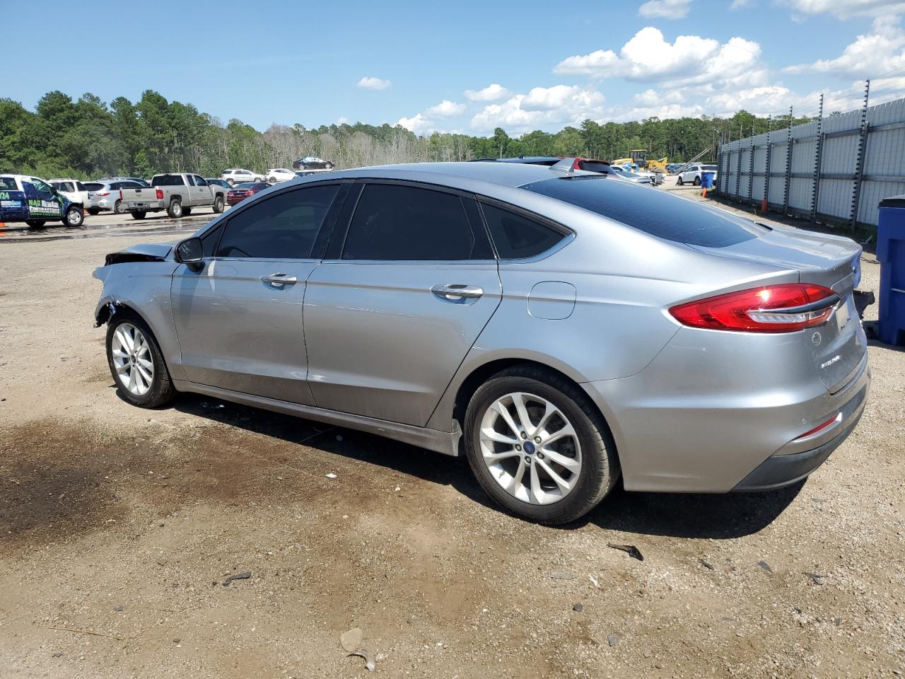 Lot #2904921169 2020 FORD FUSION SE