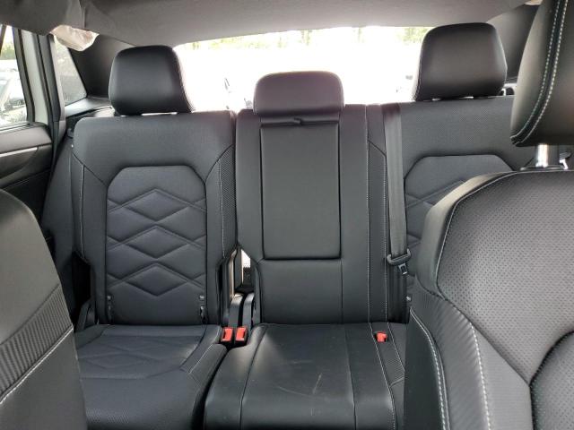 2024 VOLKSWAGEN ATLAS CROS - 1V2JE2CA2RC243602