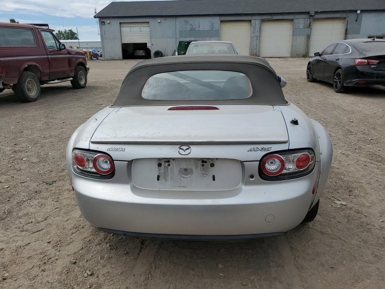 JM1NC25F670130588 2007 Mazda Mx-5 Miata