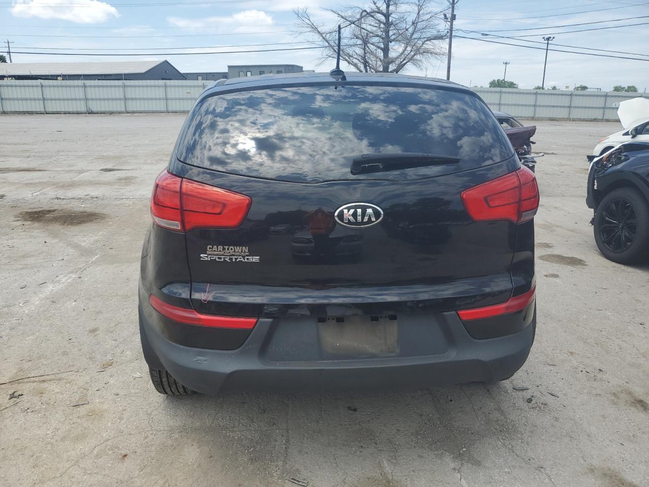 KNDPB3AC7F7710886 2015 Kia Sportage Lx