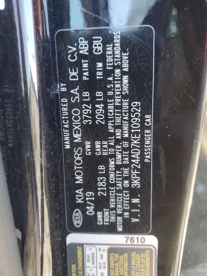 3KPF24AD7KE109529 2019 Kia Forte Fe