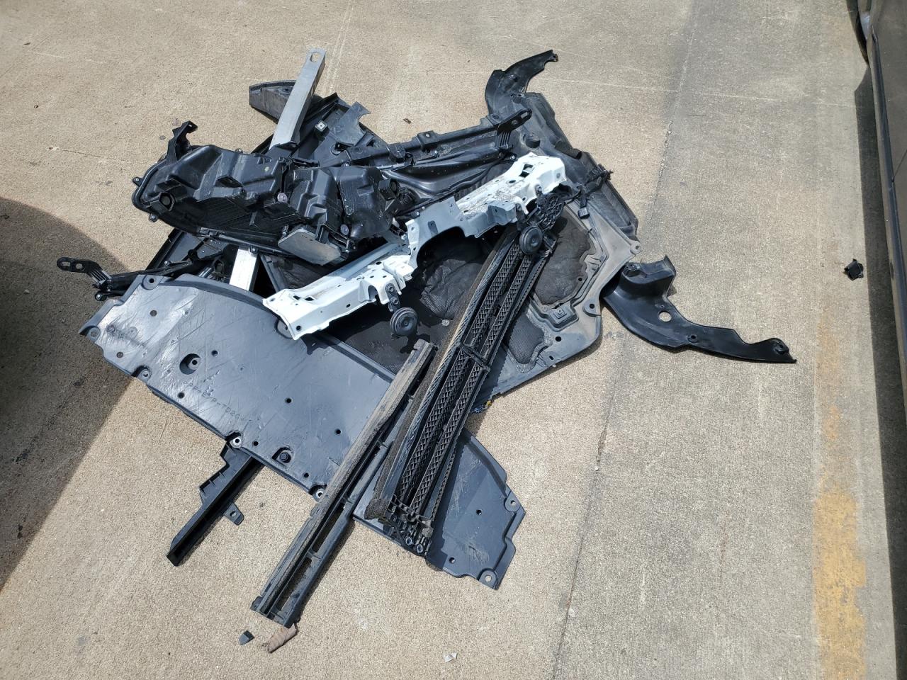 JTDKARFP9J3070689 2018 Toyota Prius Prime