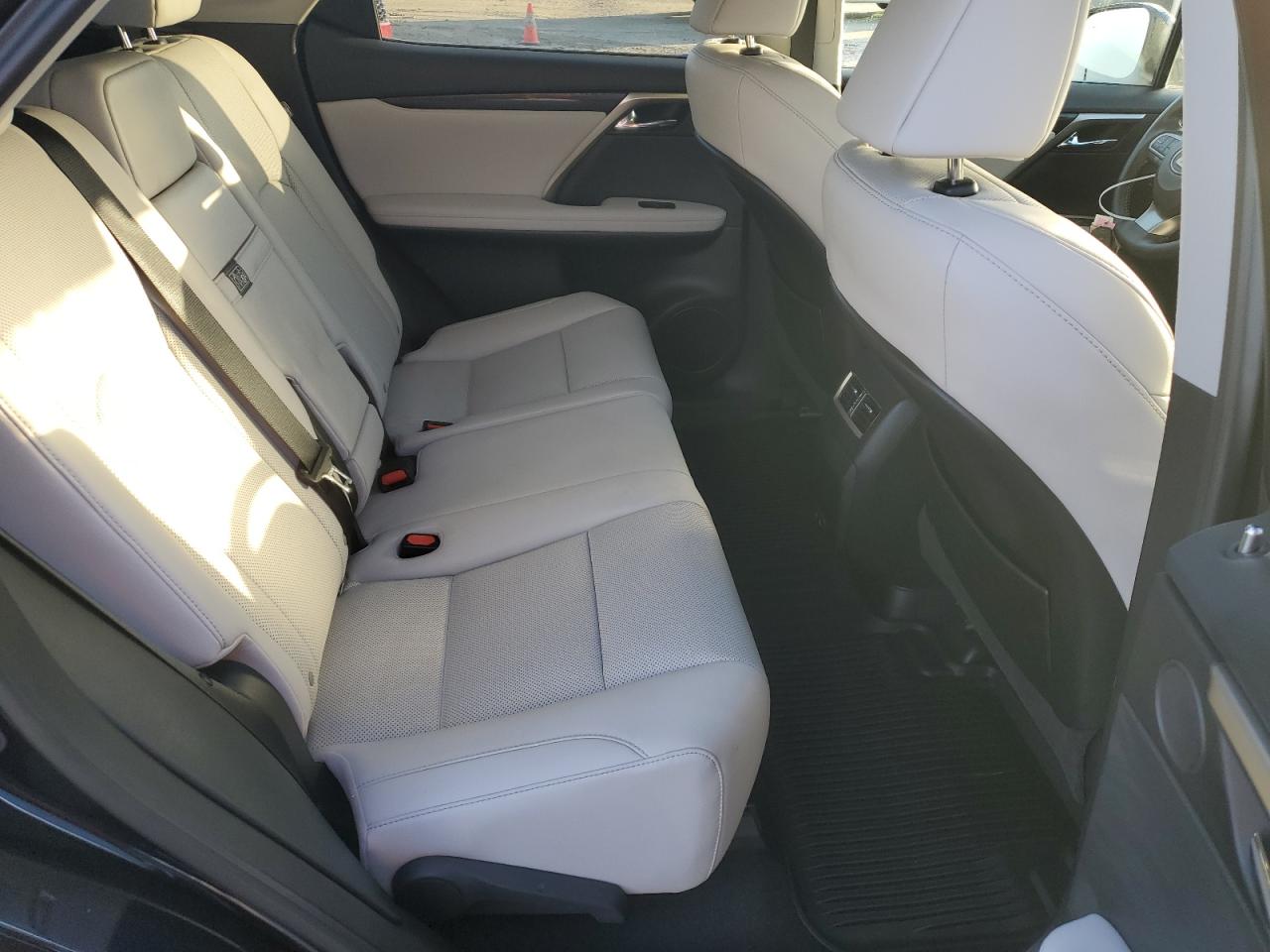 2T2AZMAA0NC250498 2022 Lexus Rx 350 Base