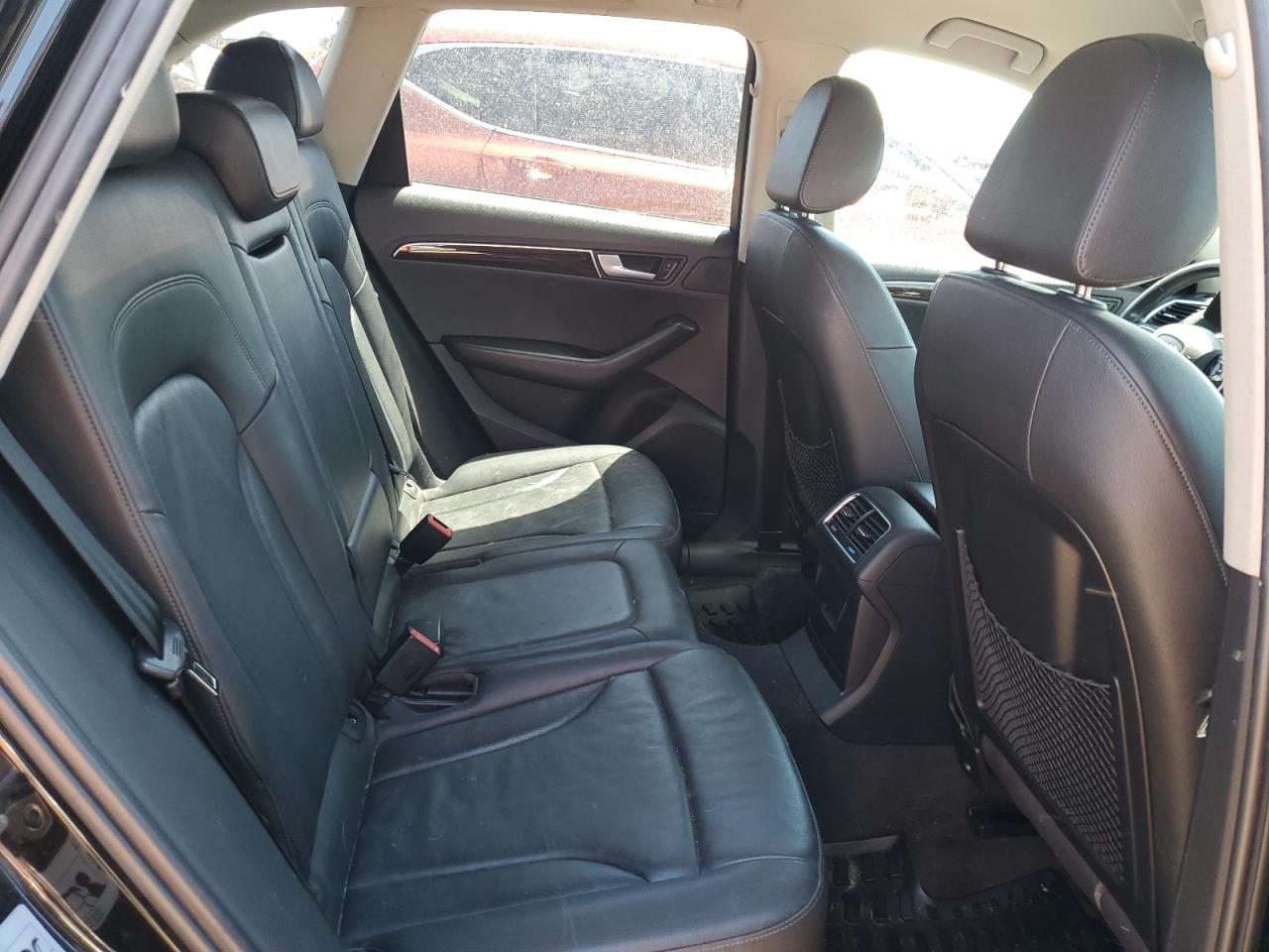 WA1CFAFPXBA008314 2011 Audi Q5 Premium