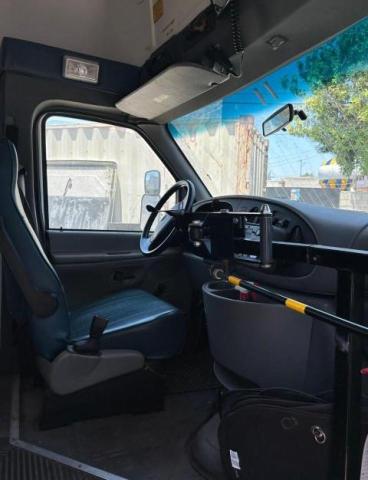 1997 Ford Econoline E450 Super Duty Cutaway Van Rv VIN: 1FDLE40S0VHC08407 Lot: 61714994