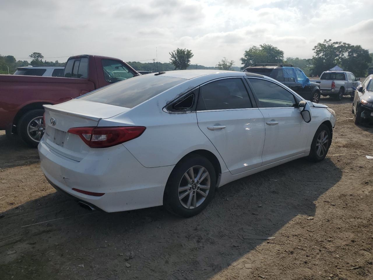 2016 Hyundai Sonata Se vin: 5NPE24AF9GH319128