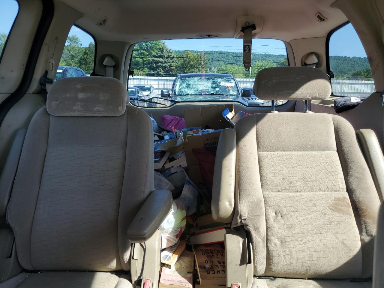 2FMZA51645BA54536 2005 Ford Freestar Se