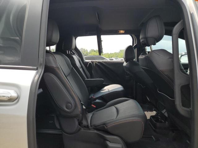 2024 TOYOTA SIENNA XSE - 5TDDSKFC2RS132969