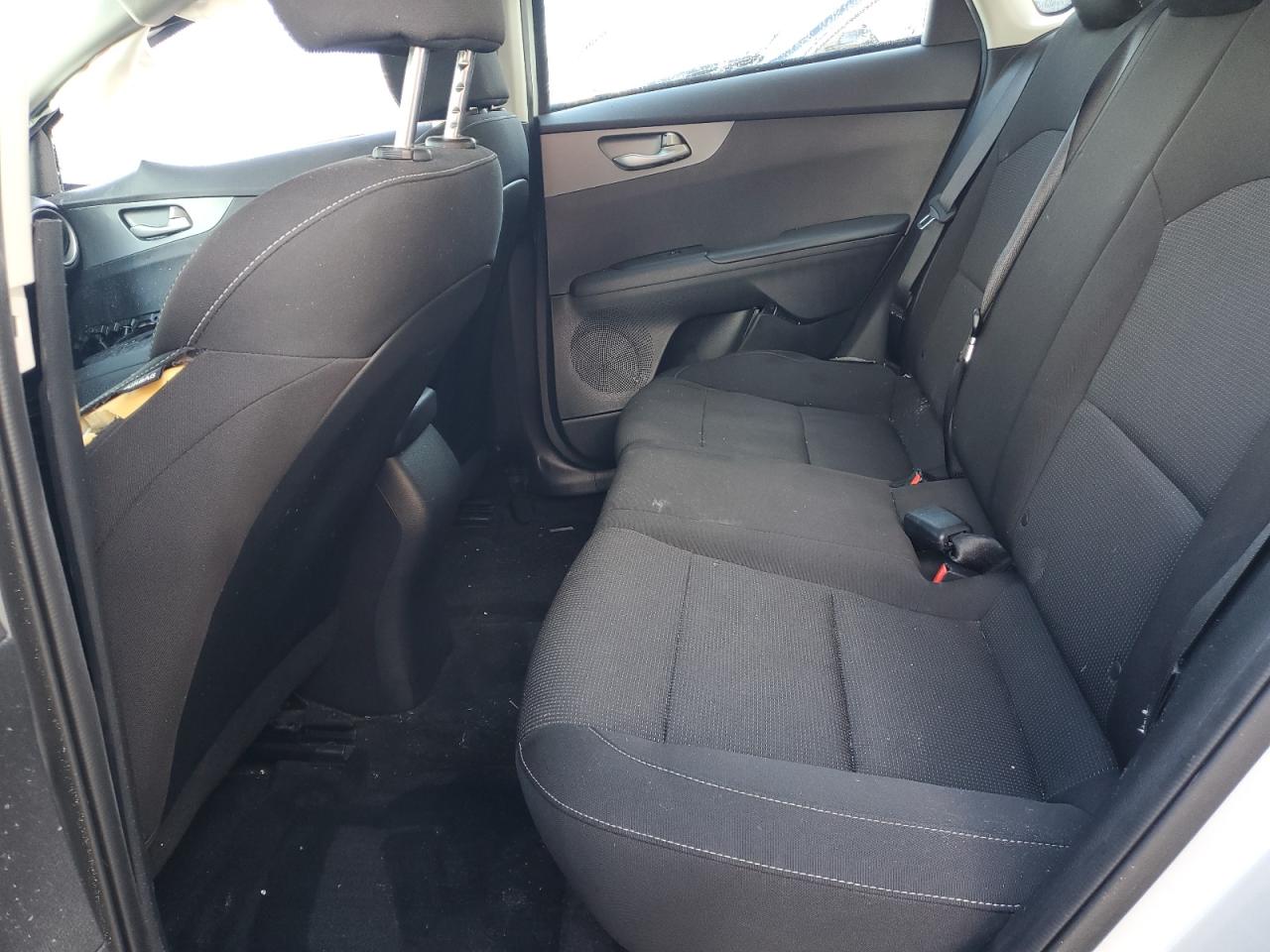 3KPF24AD8ME331936 2021 Kia Forte Fe