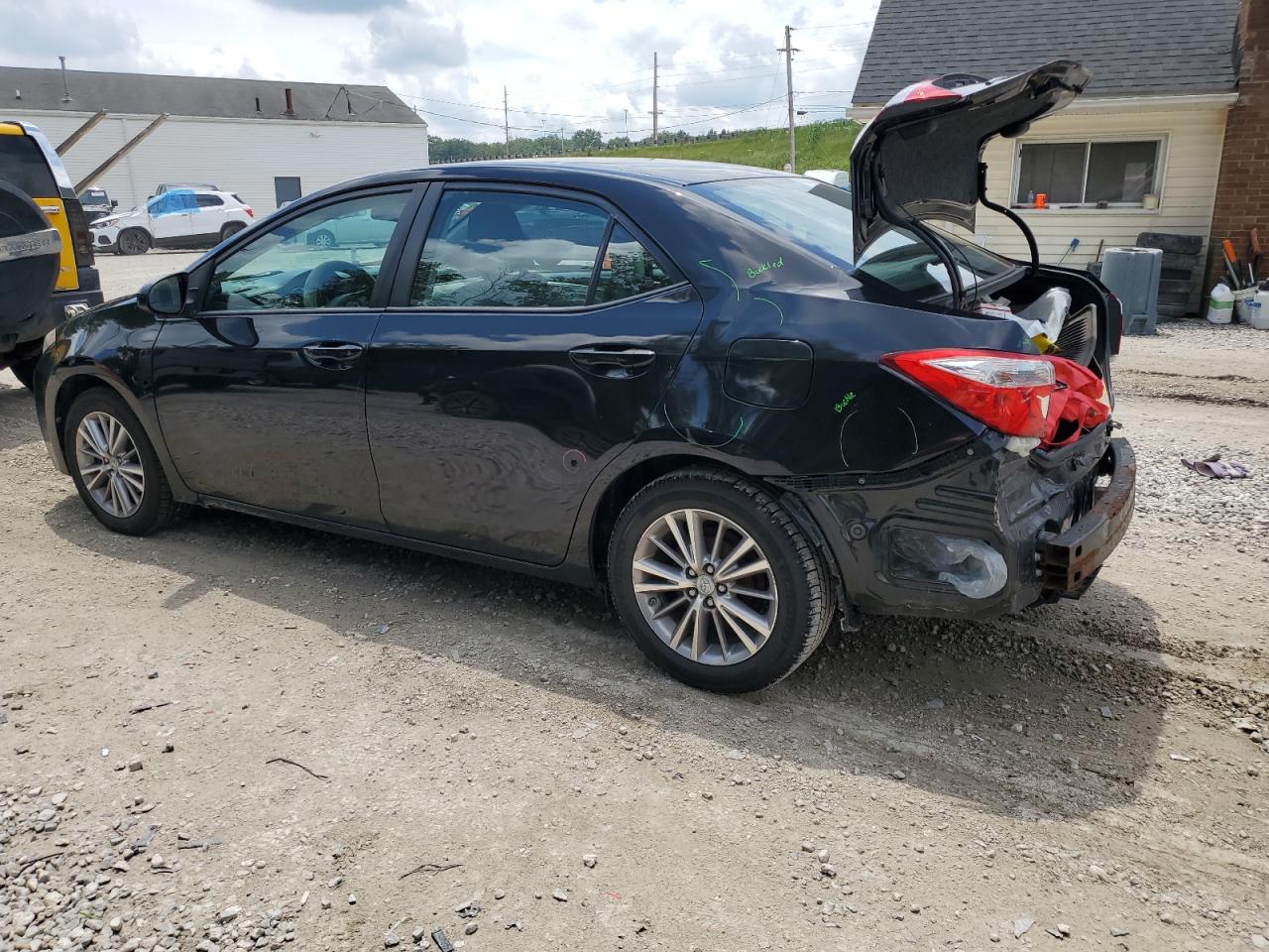 2014 Toyota Corolla L vin: 5YFBURHE8EP145916