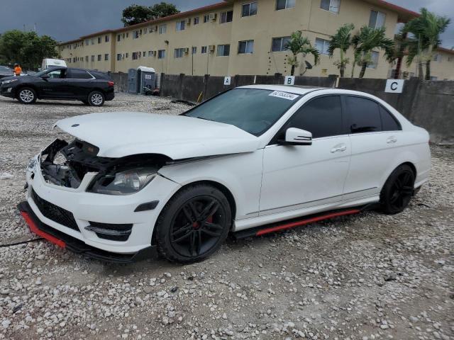 VIN WDDGF8AB2DR276229 2013 Mercedes-Benz C-Class, 3... no.1