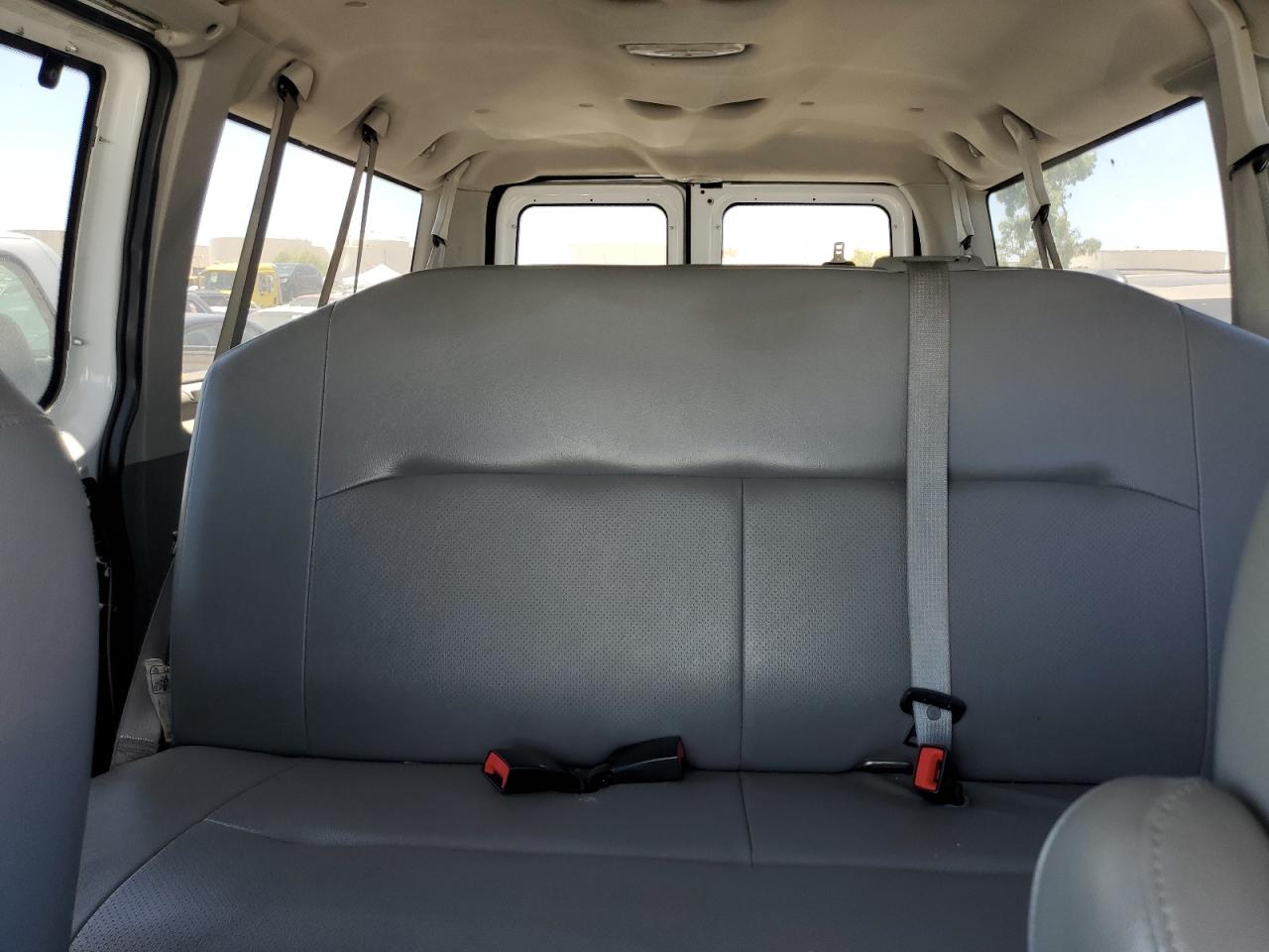 1FBNE31LX9DA86168 2009 Ford Econoline E350 Super Duty Wagon