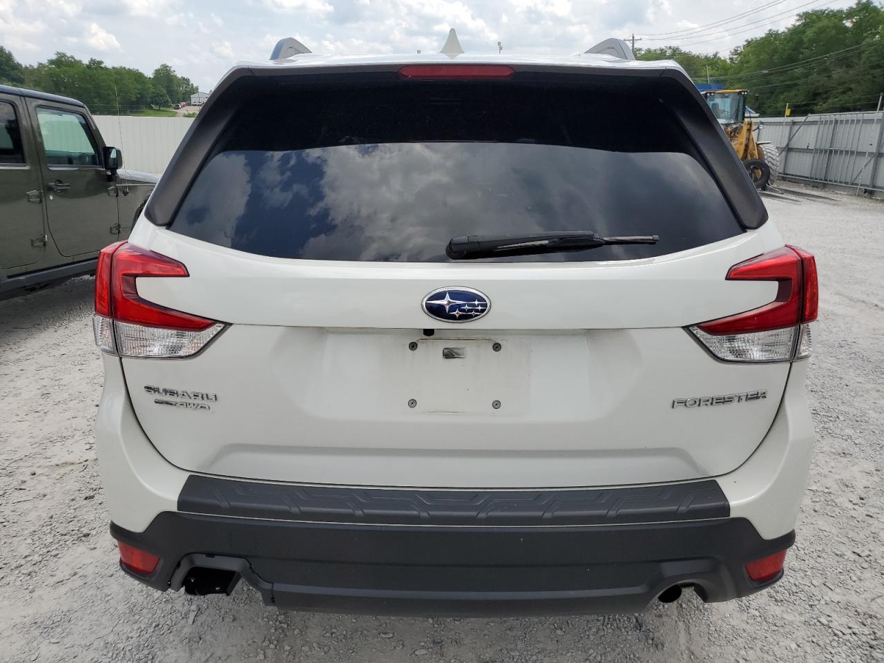 JF2SKAJCXMH509216 2021 Subaru Forester Premium