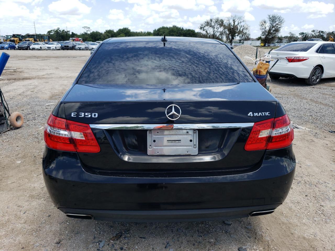 WDDHF8HB7AA172405 2010 Mercedes-Benz E 350 4Matic