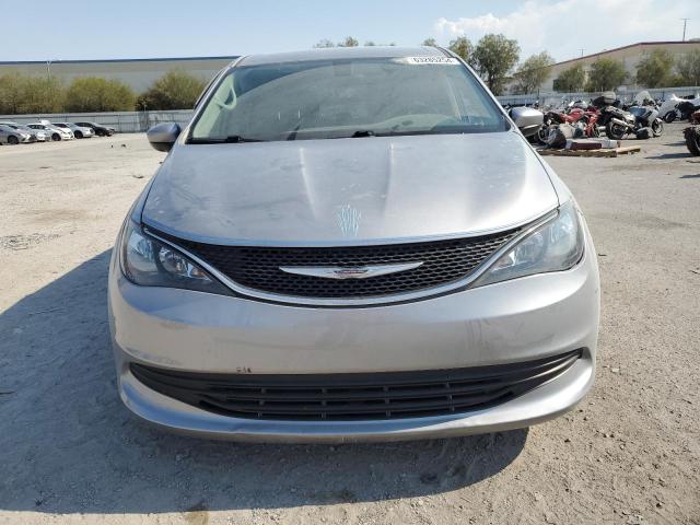 VIN 2C4RC1CG7HR753622 2017 Chrysler Pacifica, LX no.5