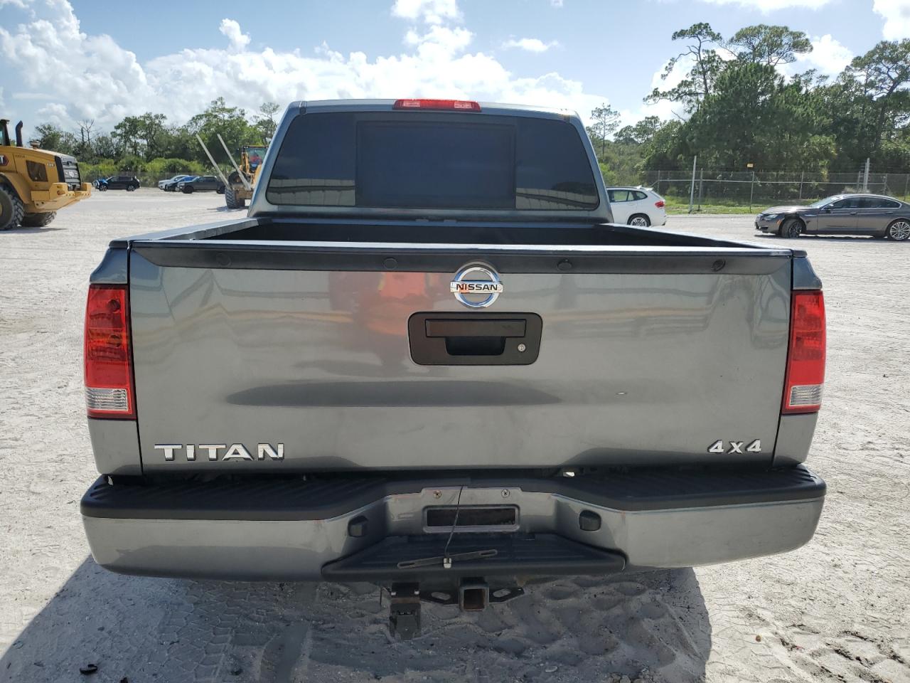 1N6AA0EJ6EN512114 2014 Nissan Titan S