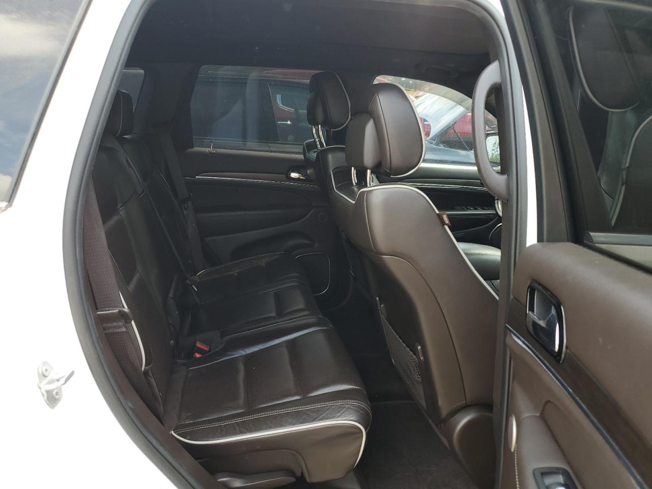 1C4RJFCG0KC589732 2019 Jeep Grand Cherokee Overland