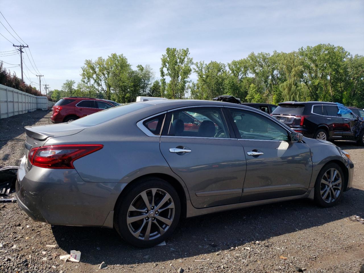 2018 Nissan Altima 2.5 vin: 1N4AL3AP7JC274164