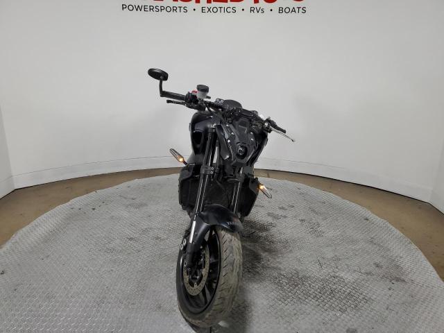 YAMAHA MT09 2022 black  gas JYARN71E8NA002880 photo #3