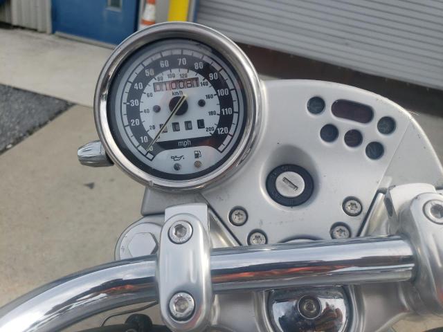 2004 BMW R1200 C - WB10379A74ZK93132