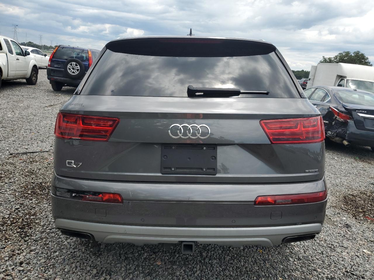 WA1LHAF75KD037079 2019 Audi Q7 Premium Plus