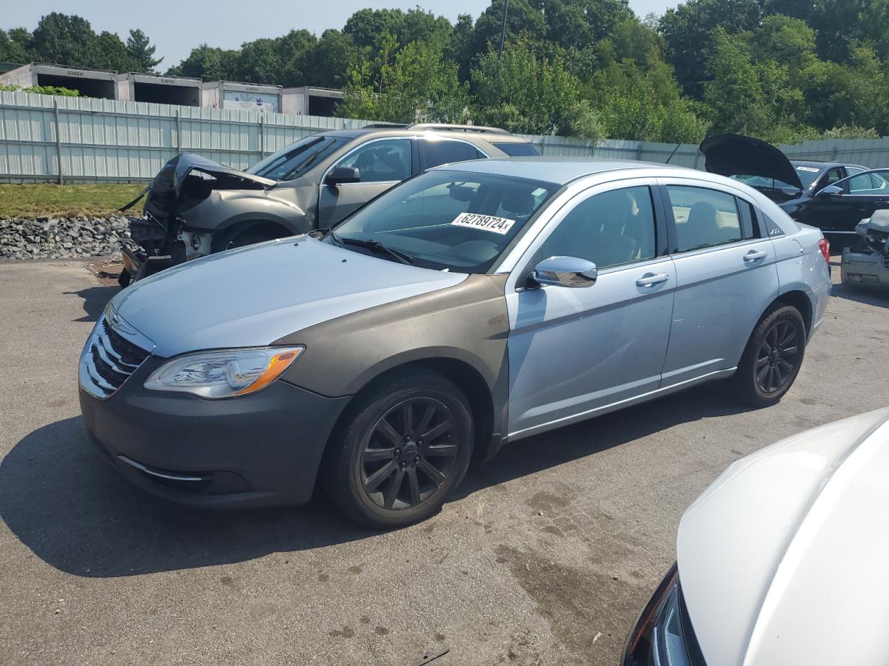 2013 Chrysler 200 Touring vin: 1C3CCBBB6DN539413