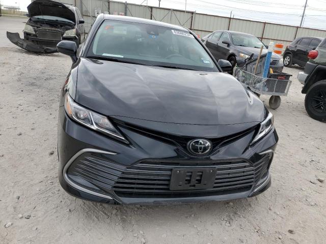 VIN 4T1C11AK1NU690501 2022 Toyota Camry, LE no.5