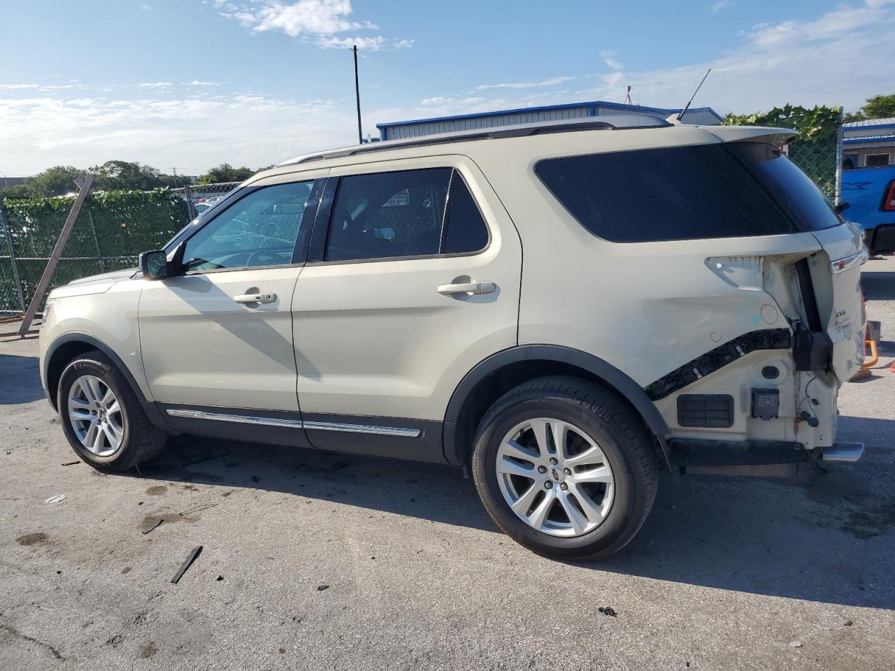 2018 Ford Explorer Xlt vin: 1FM5K8D88JGB81478