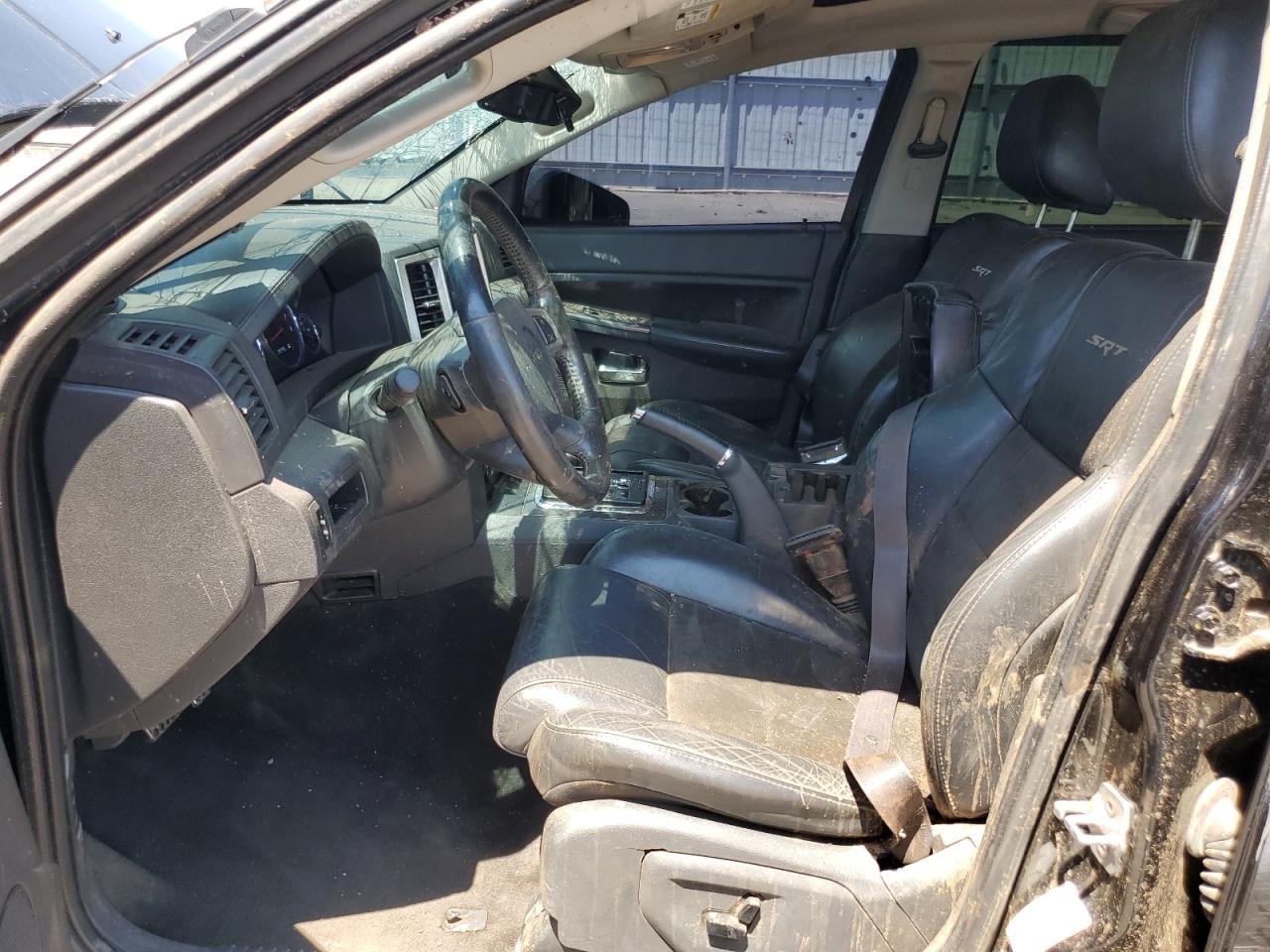 1J4RR7GW5AC123058 2010 Jeep Grand Cherokee Srt-8