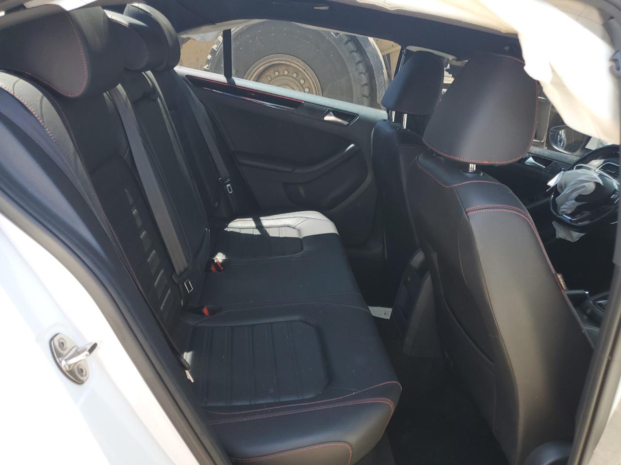 3VW4T7AJ1HM205891 2017 Volkswagen Jetta Gli